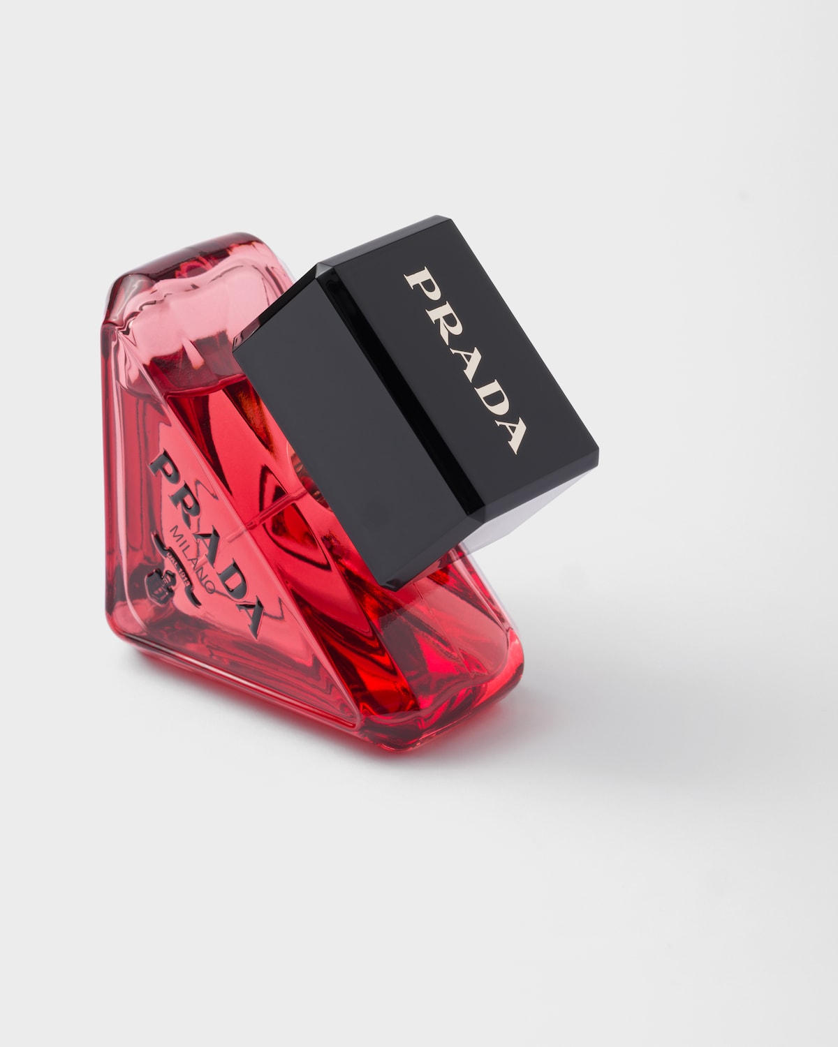 Prada Paradoxe Radical Essence 90ml, 50ml, 30ml.